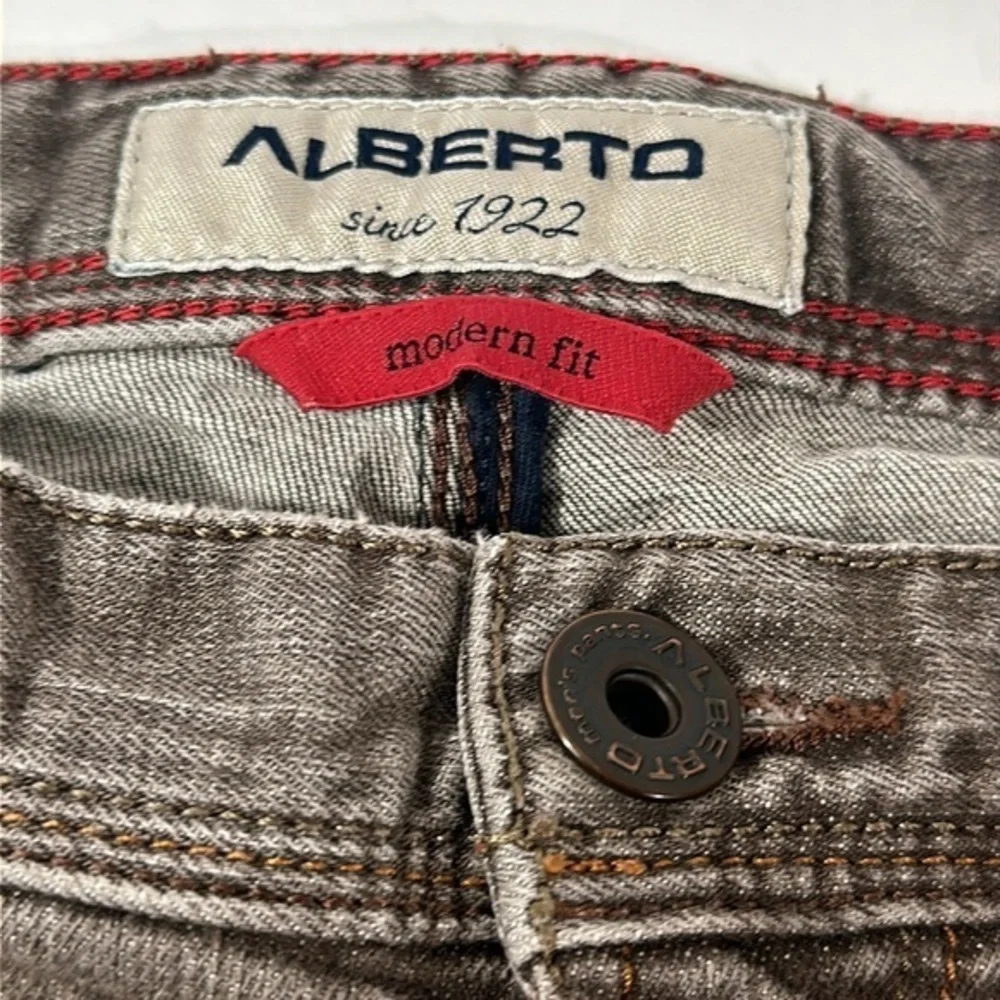 Alberto men modern